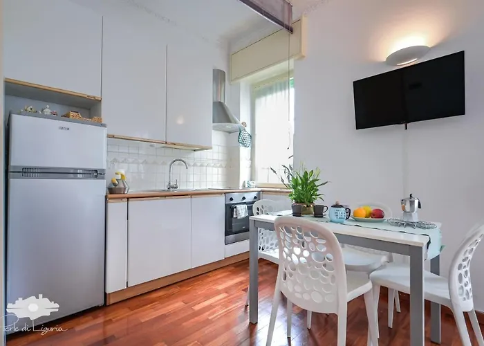 Finestra Sul Mare Apartment Genua