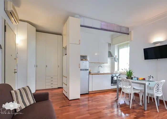 Finestra Sul Mare Apartment Genua